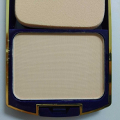 Пудра для лица Флер 2 в 1 FFleur Two Way Cake TK-12 № 18 Светло-пастельный. Изображение №8 Пудра для лица Флер 2 в 1 FFleur Two Way Cake TK-12 № 18 Светло-пастельный. Изображение №8