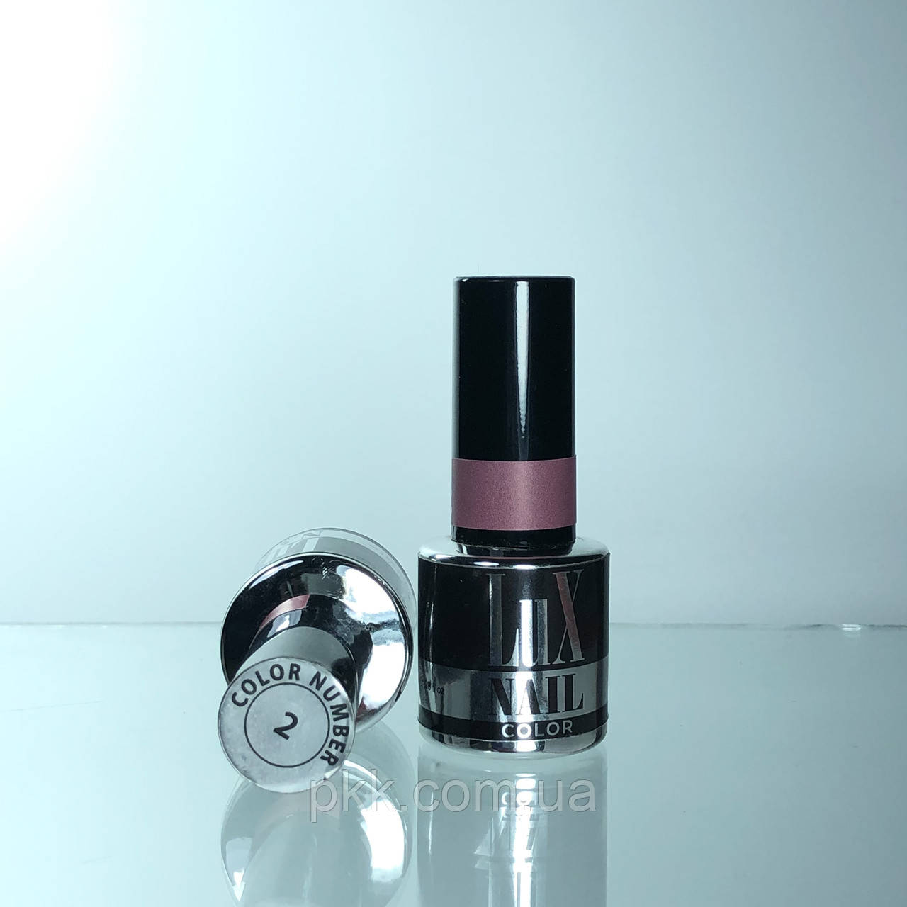 Гель-лак для ногтей Lux Nail 9 мл № 002 Темно-розовый Гель-лак для ногтей Lux Nail 9 мл № 002 Темно-розовый