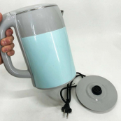 Електрочайник дисковий Rainberg RB-2244 2000 Вт 2л, стильний електричний чайник. Колір: блакитний. Зображення №4 Електрочайник дисковий Rainberg RB-2244 2000 Вт 2л, стильний електричний чайник. Колір: блакитний. Зображення №4