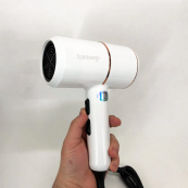 Фен для укладання та сушіння волосся Rainberg RB-2211 + насадка-концентратор. Колір: білий. Зображення №5