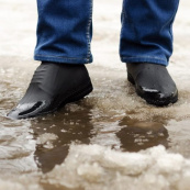 Багаторазові бахіли-чохли L (41-45 розмір) для взуття силіконові від води та бруду. Колір: чорний. Зображення №7 Багаторазові бахіли-чохли L (41-45 розмір) для взуття силіконові від води та бруду. Колір: чорний. Зображення №7