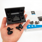 Навушники Bluetooth NIA NB710 з кейсом чорні бездротові, Навушники для тренувань сенсорні бездротові. Зображення №2