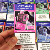 Lost Mary OS12000. Полуниця Персик Вишня (Strawberry Peach Cherry). Зображення №2 Lost Mary OS12000. Полуниця Персик Вишня (Strawberry Peach Cherry). Зображення №2