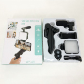 Набор блогера 4в1, тренога для телефона с микрофоном и вспышкой Штатив трипод для селфи и видео. Изображение №11