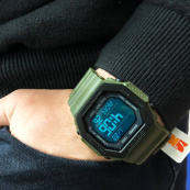 Часы наручные мужские SKMEI 1988AG, армейские часы противоударные, водонепроницаемые мужские часы. Изображение №6