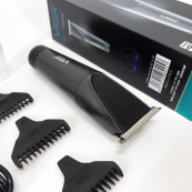 Машинка для стрижки VGR V-925, Професійна бездротова машинка для стрижки волосся, вусів, бороди. Зображення №23 Машинка для стрижки VGR V-925, Професійна бездротова машинка для стрижки волосся, вусів, бороди. Зображення №23