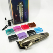 Акумуляторна машинка для стрижки VGR V-036. Зображення №12