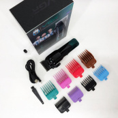 Тример для бороди та тіла, VGR V-013 PROFCOMPLEX тример для стрижки волосся. Колір: зелений. Зображення №13