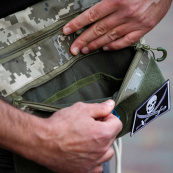 Нагрудна чоловіча сумка тактична тканинна, Нагрудна сумка кобура, Чоловіча тактична сумка барсетка. Зображення №46