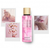 Парфюмированный спрей для тела Victoria's Secret Velvet Petals 250 мл, original. Изображение №3 Парфюмированный спрей для тела Victoria's Secret Velvet Petals 250 мл, original. Изображение №3