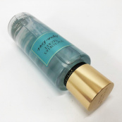 Парфюмированный спрей для тела Victoria's Secret Aqua Kiss 250 мл, original. Изображение №4 Парфюмированный спрей для тела Victoria's Secret Aqua Kiss 250 мл, original. Изображение №4