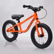 Дитячий біговіл BRN B-2. Колір: оранжевий. Зображення №2