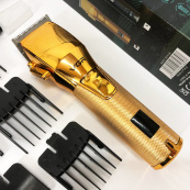 Аккумуляторная машинка для стрижки волос VGR V-280 с дисплеем и насадками качественная. Цвет: золотой. Изображение №2