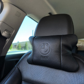 Преміальний набір автоподушок BMW із натуральної шкіри – подушки + брелок. Зображення №12