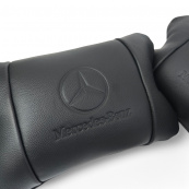 Набір шкіряних подушок Mercedes-Benz + брелок у подарунок, подушка на підголовник. Зображення №15 Набір шкіряних подушок Mercedes-Benz + брелок у подарунок, подушка на підголовник. Зображення №15