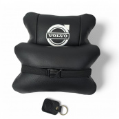 Набір шкіряних подушок Volvo + брелок у подарунок, Автоподушки Volvo з вишивкою. Зображення №4 Набір шкіряних подушок Volvo + брелок у подарунок, Автоподушки Volvo з вишивкою. Зображення №4