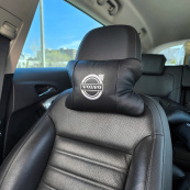 Набір шкіряних подушок Volvo + брелок у подарунок, Автоподушки Volvo з вишивкою. Зображення №10 Набір шкіряних подушок Volvo + брелок у подарунок, Автоподушки Volvo з вишивкою. Зображення №10