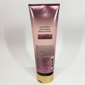 Лосьйон для тіла Victoria's Secret Velvet Petals 236 мл Original. Зображення №4