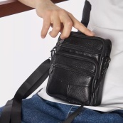 Стильная мужская сумка через плечо из натуральной кожи, компактный размер, много отделений. Изображение №11 Стильная мужская сумка через плечо из натуральной кожи, компактный размер, много отделений. Изображение №11