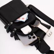 Стильная мужская кожаная сумка через плечо, натуральная кожа флотарь, качественная фурнитура. Изображение №3 Стильная мужская кожаная сумка через плечо, натуральная кожа флотарь, качественная фурнитура. Изображение №3