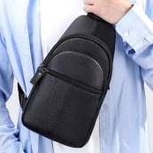 Стильная мужская кожаная сумка через плечо, натуральная кожа флотарь, качественная фурнитура. Изображение №16 Стильная мужская кожаная сумка через плечо, натуральная кожа флотарь, качественная фурнитура. Изображение №16