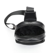 Чоловічий шкіряний слінг через плече з натуральної італійської шкіри – середній розмір, багато кишень. Зображення №15