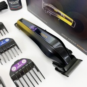 Аккумуляторная машинка для стрижки VGR V-273 GOLD. Изображение №11