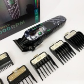 Акумуляторна машинка для стрижки VGR V-279 GREEN. Зображення №4