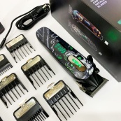 Акумуляторна машинка для стрижки VGR V-279 GREEN. Зображення №14