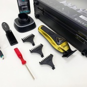 Тример VGR V-994, акумуляторний, мотор MAGLEV VECTOR 3.0, 3 насадки, зарядна станція, кейс. Зображення №8