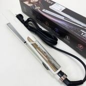 Плойка для волосся VGR V-518 WHITE випрямляч з керамічними пластинами. Зображення №2 Плойка для волосся VGR V-518 WHITE випрямляч з керамічними пластинами. Зображення №2