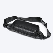 Шкіряна бананка чорна міні – чоловіча та жіноча сумка з натуральної італійської шкіри. Зображення №8 Шкіряна бананка чорна міні – чоловіча та жіноча сумка з натуральної італійської шкіри. Зображення №8