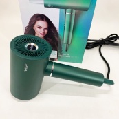 Професійний фен для волосся VGR V-431 потужністю 1600-1800 Вт із режимом холодного повітря. Колір: зелений. Зображення №3