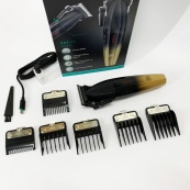 Машинка для стрижки волос аккумуляторная Professional Turbo с разными насадками VGR V-003. Цвет: желтый. Изображение №16 Машинка для стрижки волос аккумуляторная Professional Turbo с разными насадками VGR V-003. Цвет: желтый. Изображение №16