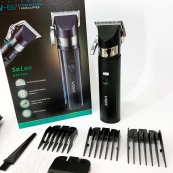 Аккумуляторная машинка для стрижки VGR V-687. Изображение №11