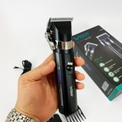 Аккумуляторная машинка для стрижки VGR V-687. Изображение №14