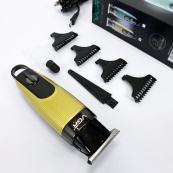 Машинка для стрижки волосся VGR V-975 тример для бороди та вусів. Колір: золотий. Зображення №13