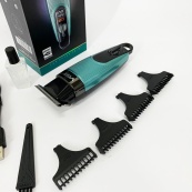 Машинка для стрижки волосся VGR V-975 тример для бороди та вусів. Колір: зелений. Зображення №5