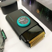 Електробритва VGR V-378 BLACK шейвер, подвійне лезо, регулювання потужності 7000-9000 RPM. Колір: чорний. Зображення №2 Електробритва VGR V-378 BLACK шейвер, подвійне лезо, регулювання потужності 7000-9000 RPM. Колір: чорний. Зображення №2