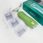 Дуже тиха бездротова машинка для стрижки волосся дітей VGR V-150 з насадками. Колір: зелений. Зображення №11