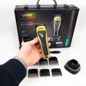 Машинка для стрижки VGR V-015 акумуляторна бездротова професійна 6 насадок. Зображення №26