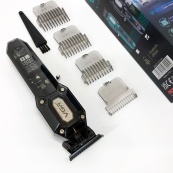 Аккумуляторная машинка для стрижки VGR V-900 с дисплеем, беспроводная для стрижки волос. Цвет: черный. Изображение №3
