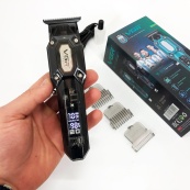 Аккумуляторная машинка для стрижки VGR V-900 с дисплеем, беспроводная для стрижки волос. Цвет: черный. Изображение №14