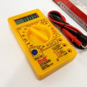 Мультиметр HAOYUE DT830B yellow. Зображення №2