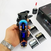 Акумуляторна машинка для стрижки VGR V-279 RED. Зображення №4