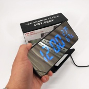 Годинник настільний дзеркальний VST-888Y-5 USB з синім циферблатом, Настільний годинник з підсвічуванням. Зображення №3