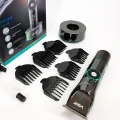 Професійна бездротова машинка для стрижки волосся та бороди VGR V-256, бездротова електробритва. Зображення №9 Професійна бездротова машинка для стрижки волосся та бороди VGR V-256, бездротова електробритва. Зображення №9