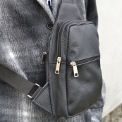 Сумка з натуральної шкіри, слінг чоловічий чорний, барсетка, крос боді, Практична сумка-месенджер. Зображення №33