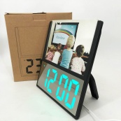 Електронний дротовий настільний цифровий годинник DS-6608 з фоторамкою, зелене підсвічування. Колір: чорний. Зображення №10