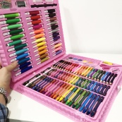 Художній набір валізу для творчості 208 предметів, Набори для юного художника. Колір: рожевий. Зображення №2 Художній набір валізу для творчості 208 предметів, Набори для юного художника. Колір: рожевий. Зображення №2